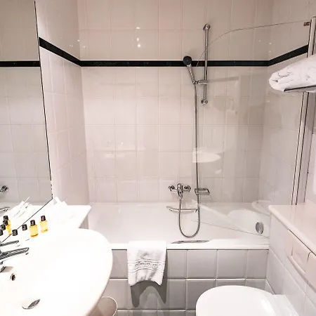 The New Midi Hotel