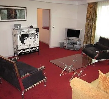 Hotel The New Midi 4*