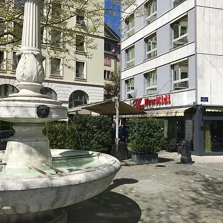 The New Midi Hotel