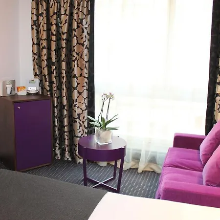 The New Midi 4* Geneva